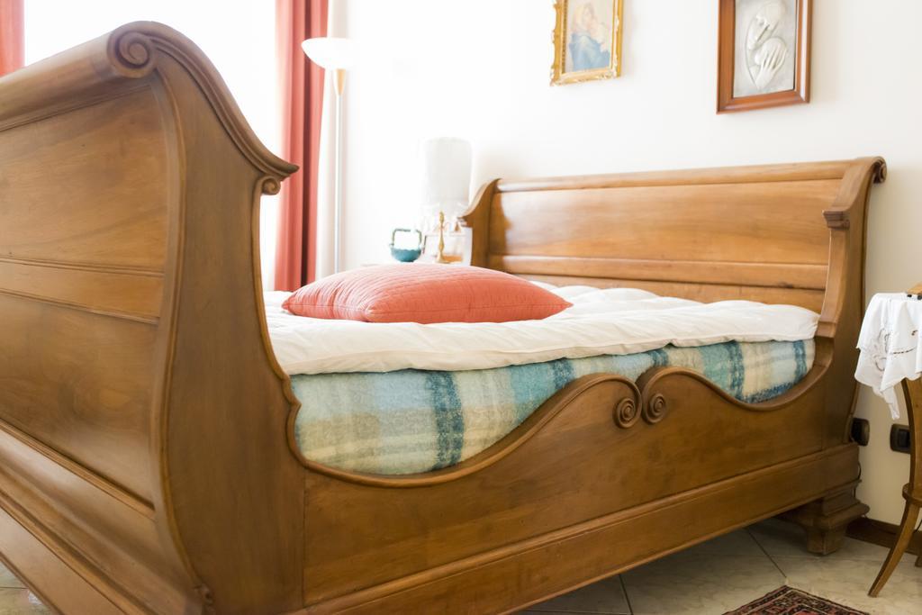 B&B - Il Portichetto Asti Cameră foto