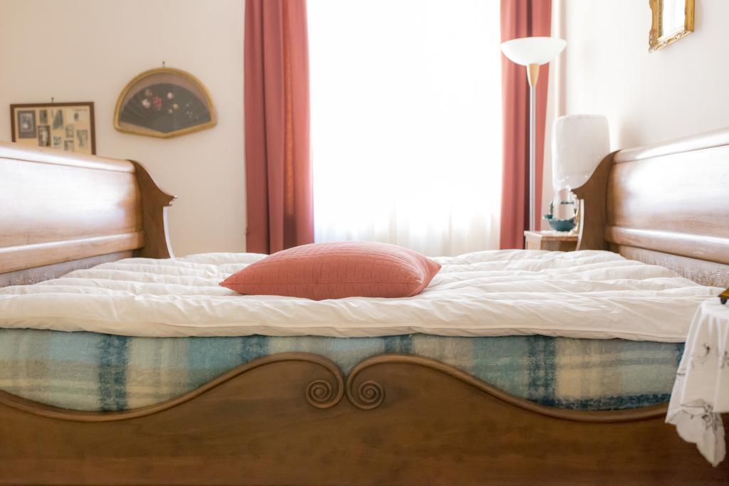 B&B - Il Portichetto Asti Cameră foto