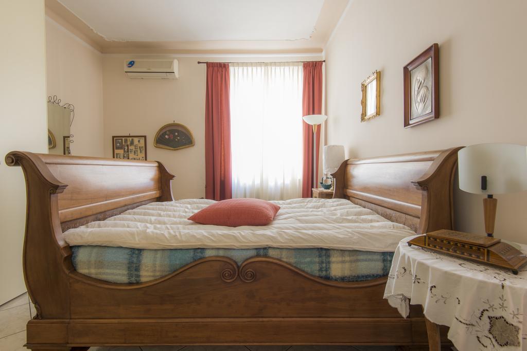 B&B - Il Portichetto Asti Cameră foto